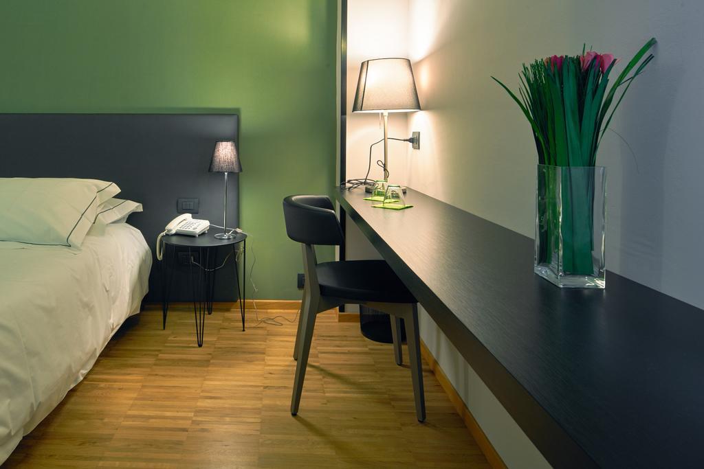 Smart Hotel Carpi Luaran gambar