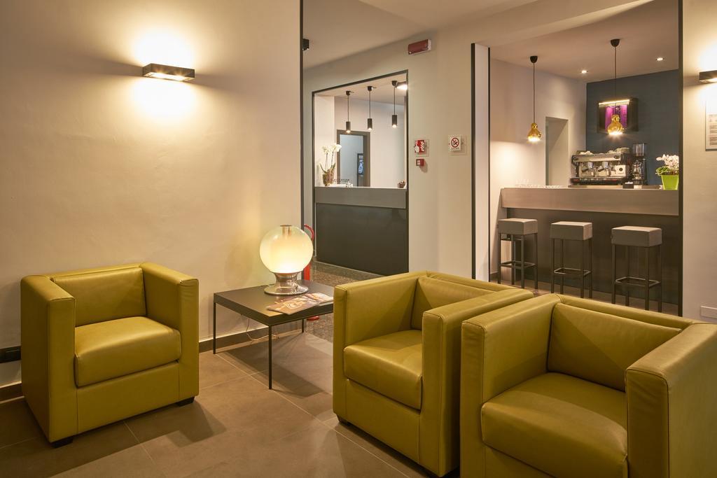 Smart Hotel Carpi Luaran gambar