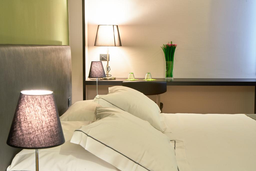 Smart Hotel Carpi Luaran gambar